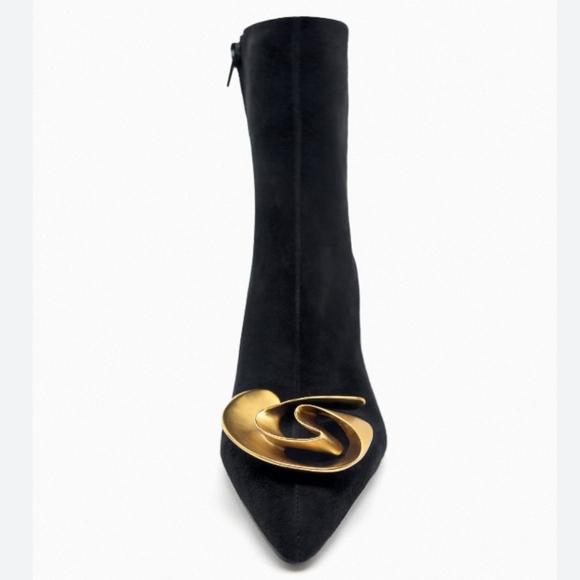 🆕️ Zara Suede Leather Flower Ankle Boots - Picture 3 of 4